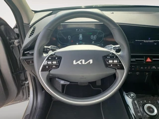 Kia Niro 1.6 GDi Hybrid DynamicLine Edition | Dodehoek detectie | Elektrisch bedienbare best. stoel | Navigatie | Adaptieve cruise control | Apple Carplay / Android Auto | Verbruik 1 op 20! / 21