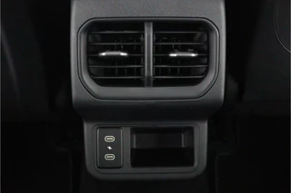 Kia K4 Sportswagon 1.0 T-GDi MHEV GT-Line Launch Edition (pano) - Panorama dak - Automaat - Premium Sound System - Stoel/stuurwiel verwarming - Electrische stoelen - 7 Jaar fabrieksgarantie of 150.000 KM / 47