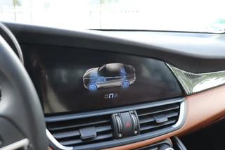 Alfa Romeo Giulia 2.0T SUPER AUT ORIG.NL/A.CarPlay/Ad.Cruise/Stuur&Stoelverw./18inch 114dkm! / 45