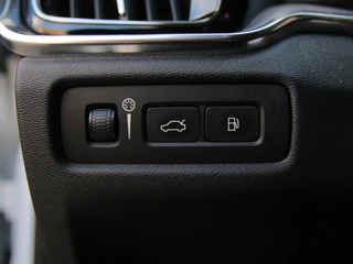 Volvo V60 2.0 T6 TE AWD MomPro / 21