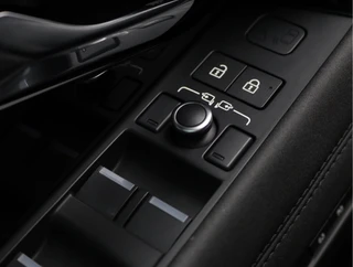 Land Rover Range Rover Evoque P300e R-Dynamic HSE  | Pano | 360 Camera / 39