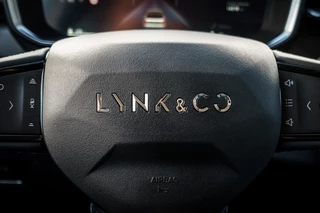 Lynk & Co 01 1.5 Plug-in Hybrid 262 Pk Panoramadak | 75 km Elektrisch | 360 Camera | Full Map Navi | NL Auto | 20 inch. LMV | 1e eigenaar / 59