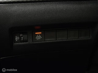 PEUGEOT 2008 1.2 PURETECH ACTIVE/LED/CARPLAY/CRUISE/PDC/BLUETOOTH / 47