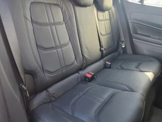 Jeep Avenger Altitude 54 kWh | 20'' Brute velgen | Apple-Android | Stoelverwarming / 9