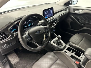 Ford Focus 1.0 EcoBoost Hybrid Connected CRUISE PDC / 15