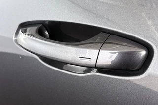 Audi Q3 Sportback 45 TFSI e S-Line Keyless Achteruitrijcamera Navigatie / 19