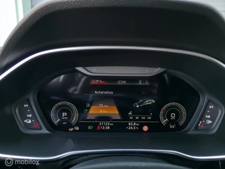 Audi Q3 45 TFSI e S-Line / Pano / Leder / El.Trekh. / Camera / 21