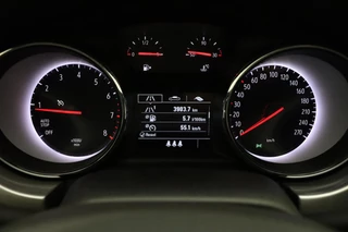 Opel Astra Sports Tourer 1.2 Turbo 130pk Edition 2020 | Navigatie | Achteruitrijcamera | Climate control | LED koplampen | Parkeersensoren | Lichtmetalen velgen | Extra getint glas | Dakrails / 31
