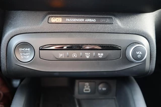 Ford Focus Wagon 125PK HYBRID TITANIUM-X VIRTUAL-COCKPIT B&O AUDIO CLIMA P-SENSOREN 17"LMV LED CAMERA WINTERPACK NL-AUTO / 30