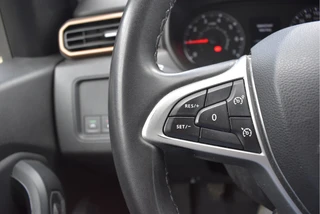 Dacia Duster 1.0 TCe 100 ECO-G Extreme ORGINEEL NEDERLANDSE AUTO ,BOEKJES,NAP EN ONDERHOUDSHISTORIE / 25