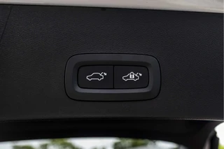 Volvo XC40 1.5 T4 Plug-in hybrid Core Bright  | Keyless | Camera | Carplay / 39