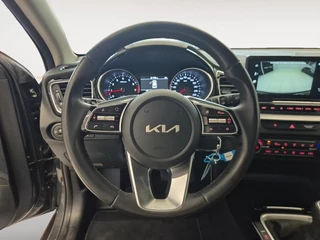 Kia XCeed 1.5 T-GDI MHEV DynamicLine | Cruise Control | Climate Control | Camera | Navigatie | 18 Inch Velgen | / 13