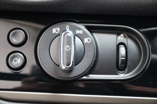 MINI Countryman John Cooper Works ALL4 Chili Automaat  / Navigatiesysteem Plus / Leder / Panoramadak / Harman Kardon / Stoelverwarming / Achteruitrijcamera / 19 Inch / Sportstoelen / Parkeersensoren voor+achter / Climate Control / Head-Up Display / 35