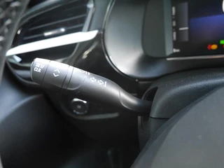 Opel Corsa Electric Long Range GS 51 kWh | 1 Fase | 8 Jaar garantie | NIEUW | tot 429km WLTP | 100kW snelladen | Stoel- & stuurverwarming | Camera | Apple Carplay/Android Auto / 17