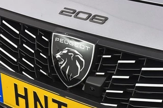 Peugeot 208 1.2 Hybrid 110 e-DCS6 Allure / 31