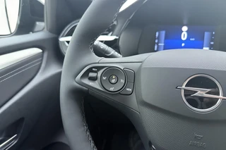 Opel Corsa Electric Long Range GS 51 kWh  NIEUW | tot 429km WLTP | 100kW snelladen | Stoel- & stuurverwarming | Camera | Apple Carplay/Android Auto / 32