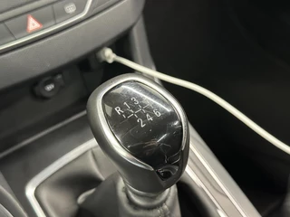 Peugeot 308 1.2 PureTech Blue Lease Premium CAMERA CARPLAY NAVI ECC CRUISE LM. / 32