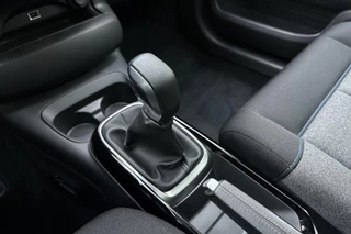 Citroën C4 Cactus 1.2T Shine / 24