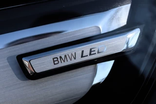 BMW X1 xDrive23i M Sport 218PK Panorama | Leder | Harman | HUD | 360° Camera | 20" LM / 7