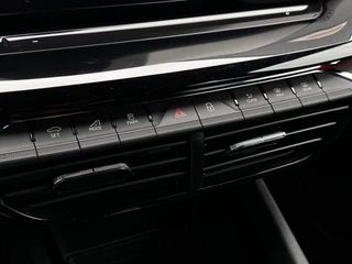 Skoda Octavia Combi 1.4 TSI iV PHEV Sportline Business | 98 % SOH | Trekhaak | NL-Auto | Winter Pack | Adaptive Cruise / 23