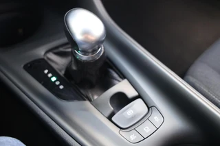Toyota C-HR 1.8 Hybrid Dynamic|Automaat|Trekhaak|Stoelverwarming|Camera|Navi|ACC / 36