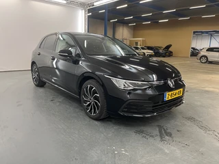 Volkswagen Golf 1.0tsi life 81kW / 2