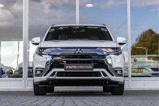 Mitsubishi Outlander 2.4 PHEV Instyle  | SOH 93% | Pano | 360° Camera / 4