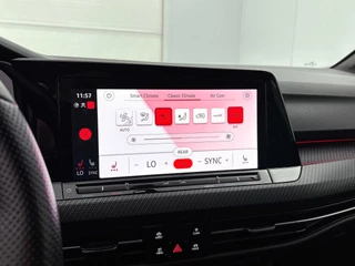 Volkswagen Golf 1.5 eTSI R-Line (2x)| Stoelverwarming | Carplay | Adaptive Cruise | / 20