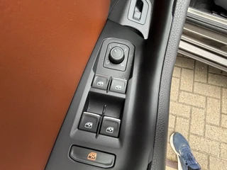 Volkswagen Passat Variant 1.4 TSI ACT Highline Business R / Pano / Massage / Camera / Sportleder / Trekhaak / Zeer mooie auto ! / 40