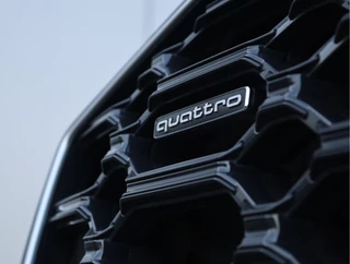 Audi Q5 50 TFSI e S-line  | Luchtvering | Trekhaak | Panoramadak | 92,3% SOH / 10