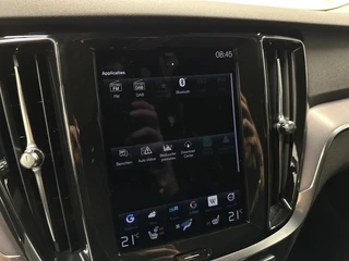 Volvo V60 2.0 B3 Momentum Advantage TREKHAAK CARPLAY NAVI ADAPTIEF CRUISE CAMERA. / 52
