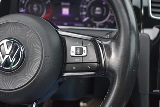 Volkswagen Golf 2.0 TSI 4MOTION R / 1e LAK VOL OPTIES / MAXTON / PANO / DYN / VIRTUAL COCKPIT / 28
