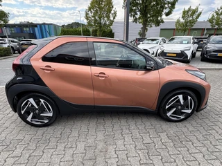 Toyota Aygo X HYBRID 115 ENVY NIEUW EN DIRECT LEVERBAAR!! LED PARK-SENSOREN KEYLESS STOELVERW APPLE/ANDROID CLIMA AD-CRUISE NAVI / 9