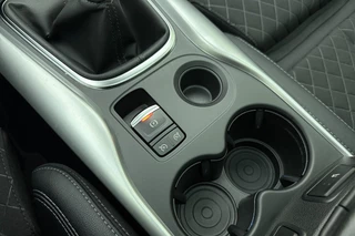 Renault Kadjar 1.3 TCe Intens | Apple carplay/Android auto | Trekhaak | Cruise control | Climate control | Achteruitrijcamera | Panoramadak | Lichtmetalen velgen 19'' | Stoelverwarming | / 32