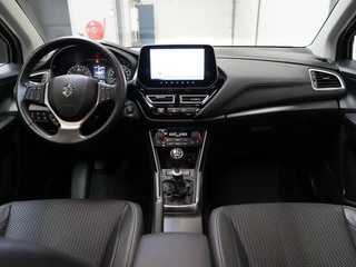 Suzuki S-Cross 1.4 Boosterjet Style Smart Hybrid ✅Panodak✅Adapt Cruise✅Navi✅CameraDodehoek✅Afn Trekhaak✅Clima✅Stoelverw✅ / 5