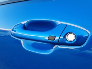Kia Stonic 1.0 T-GDi MHEV DynamicPlusLine Navi | Stoel en stuurverwarming | Camera | Keyless met startknop | Apple Carplay / Android Auto | Getinte ramen achter | Fabrieksgarantie | NAP / 33