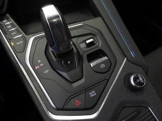 Lynk & Co 01 1.5 PHEV Plug-In ZWARTE HEMEL/360CAM/SCHUIFDAK/LED/20"LMV! / 22