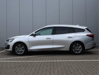 Ford Focus Wagon 1.0 EcoBoost Hybrid Titanium  | Trekhaak | Navigatie | Org. NL / 16