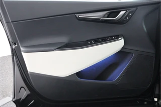 Kia EV6 GT-Line Business Edition 84 kWh  LED Matrix - Stoel-/Stuurverwarming - Elektr.bedienbare achterklep - Achteruitrijcamera - Fabrieksgarantie t/m 2033 / 48