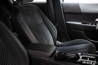 Lancia Ypsilon 1.2 Turbo Hybrid LX / 13
