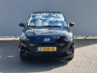 HYUNDAI I10 1.0i 67pk Comfort Smart / Automaat / Navigatie + Camera / Cruisecontrol! / / 2