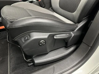 Opel Grandland X 1.2 Turbo Elegance CAMERA TREKHAAK LM NAVI CARPLAY CRUISE ECC. / 18