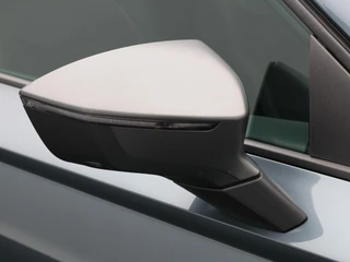 SEAT Ateca 1.5 TSi 150 Pk Automaat FR Business Intense | Trekhaak | Panorama dak | 360 Camera | Beats Audio | 19 Inch | / 15