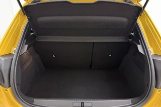 Peugeot 208 1.2 PureTech Active Pack | Lage km.stand | Lichtmetalen velgen | Android auto/Appel carplay | Airco | Cruise control | Navigatie | Parkeersensoren achter / 4