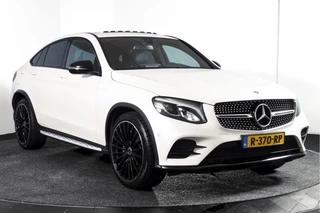 Mercedes-Benz GLC Coupé 250 4MATIC 211 PK Premium AMG Line  | S/K-Panodak | Cruise | Stoelverw. | PDC | Camera | App. Connect | ECC | LM 21" | / 54