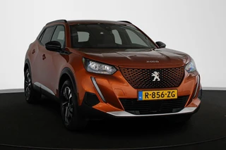 Peugeot e-2008 EV Allure Pack 50 kWh Stoelverwarming Camera Apple CarPlay / 2
