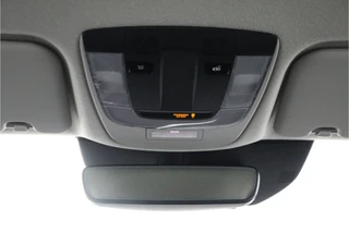 Kia Niro 1.6 GDi Hybrid DynamicLine  - Climate Control - Adaptieve Cruise Control - Lichtmetalen Velgen - Navigatie - Fabrieksgarantie tot 05-2032 / 65