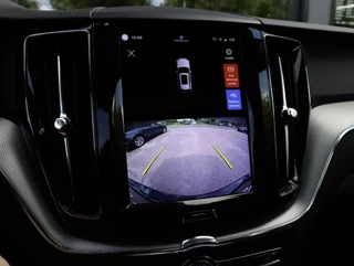 Volvo XC60 T6 AWD Plus Dark Long Range Pano Leder SoH 94% Memory Keyless Google Navigatie / 23