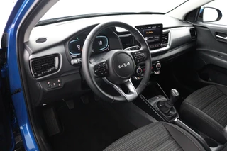 Kia Stonic 1.0 T-GDi MHEV DynamicLine  Navigatie - Achteruitrijcamera - Cruise Control - Apple & Android Carplay - Fabrieksgarantie t/m 14-04-2032 / 33