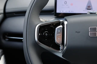Geely Starray EM-i 1.5 Max+ Long Range [136km] Pano/Leder/Keyless/360/Headup/ACC/19" / 29